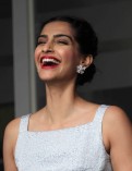 Sonam Kapoor (aka) Sonam