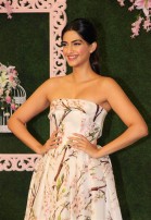 Sonam Kapoor (aka) Sonam