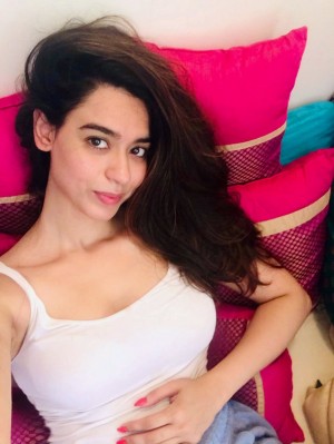 Soundarya Sharma (aka) SoundaryaSharma