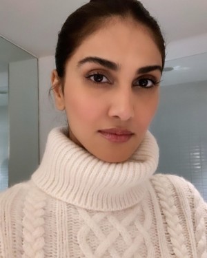 Vaani Kapoor (aka) VaaniKapoor