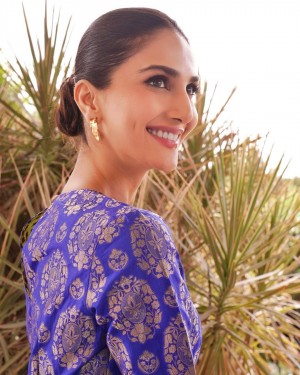 Vaani Kapoor (aka) VaaniKapoor