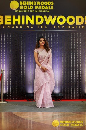 Behindwoods Gold Medals - Iconic Edition - The Red Carpet