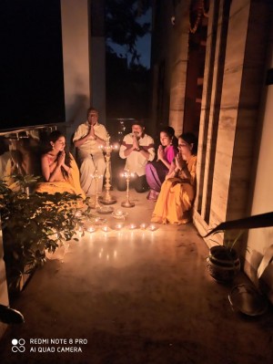 Celebrities photos with Diya and Torchlights to stand united against Corona