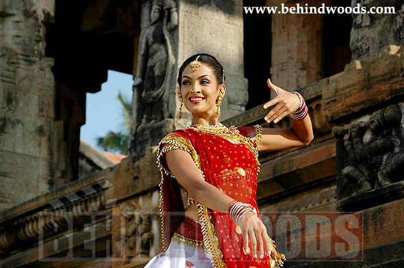 Anandha Thandavam Movie - Images