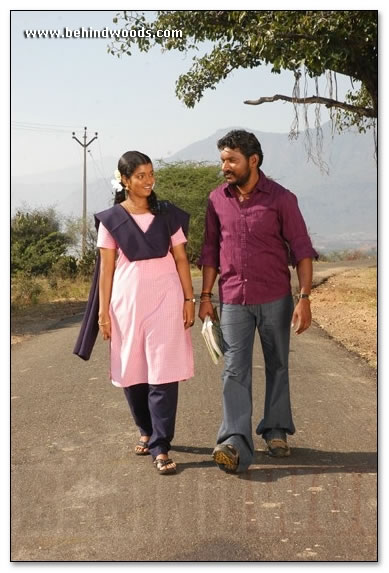 Mayandi Kudumbathar - Movie Gallery