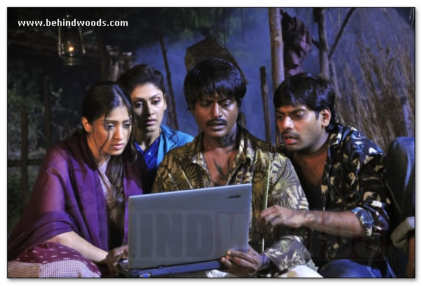 Muthirai - Movie images 