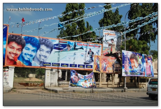 Villu - Fans frenzy - images