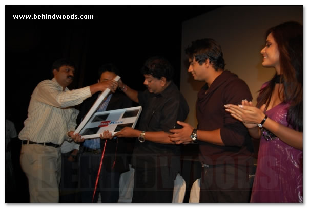 Yaavarum Nalam Audio launch - Gallery