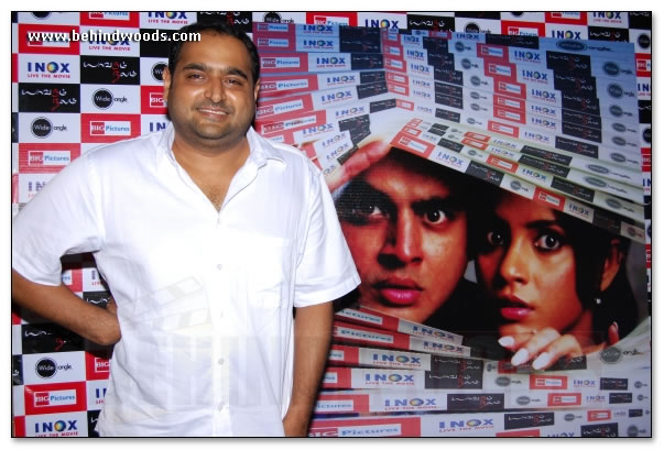 Yaavarum Nalam Premiere Show At Inox Theatre - Images