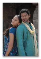 Yathumaagi Movie - Images