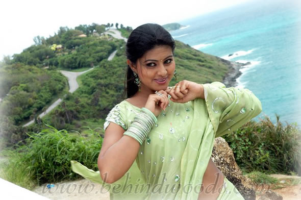 movies sneha actress sneha naan avanillai sneha image gallery