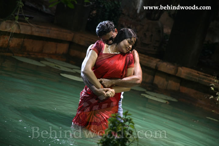 Dhanam: Movie images