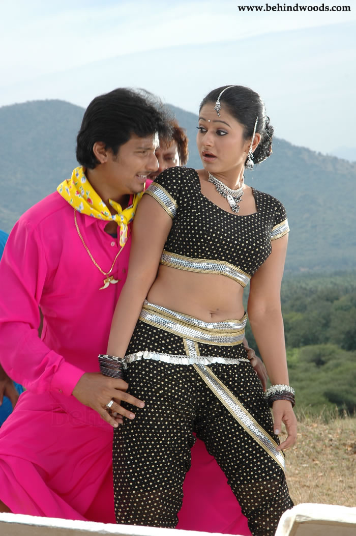 Thenavattu Movie Images