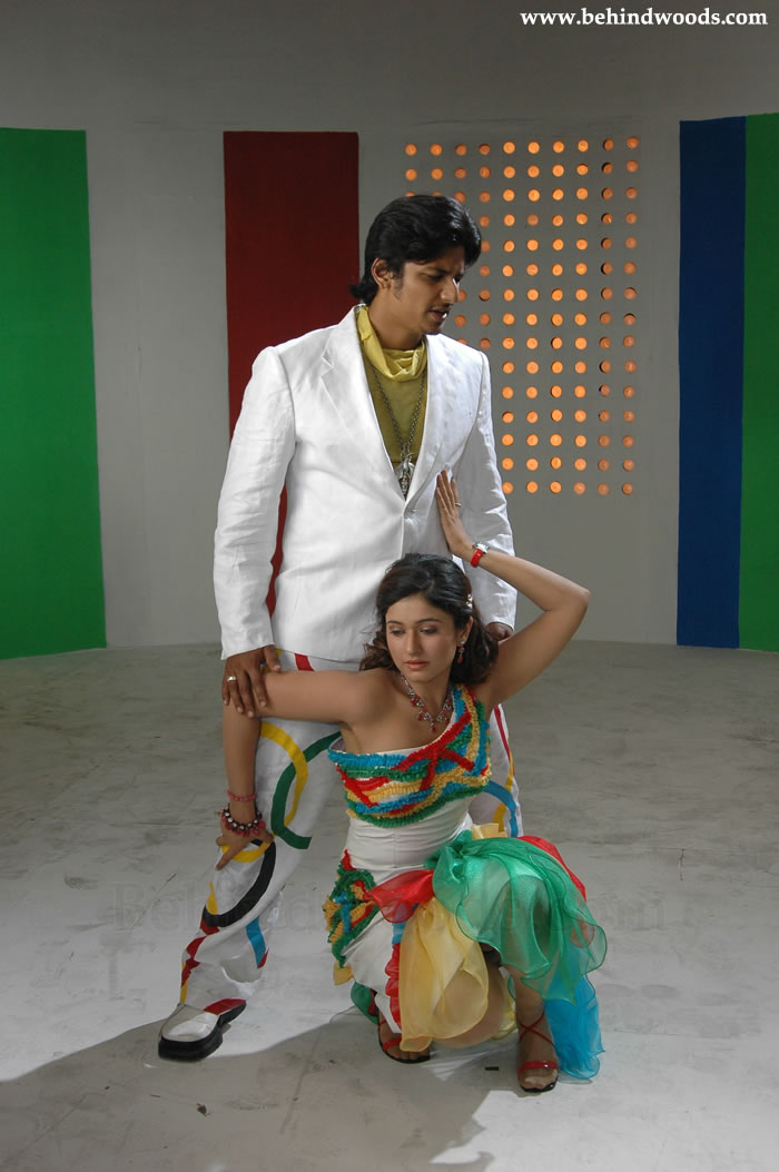 Thenavattu Movie Images