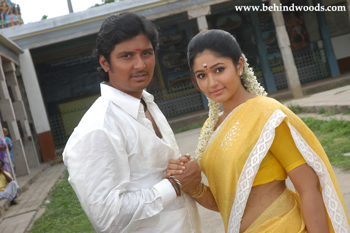 Thenavattu Movie Images