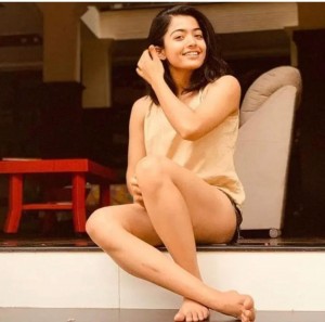 Rashmika Mandanna (aka) RashmikaMandanna