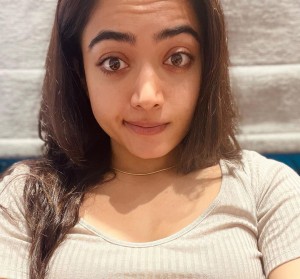 Rashmika Mandanna (aka) RashmikaMandanna