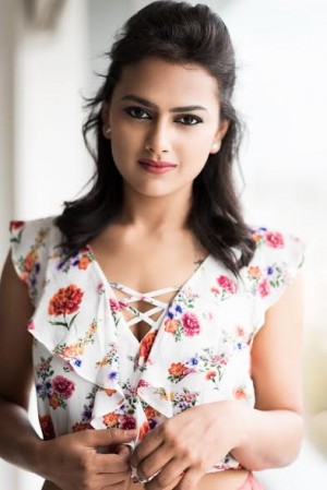 Shraddha Srinath (aka) Shradha Srinath