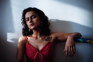 Shraddha Srinath (aka) Shradha Srinath