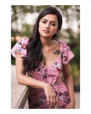 Shraddha Srinath (aka) Shradha Srinath