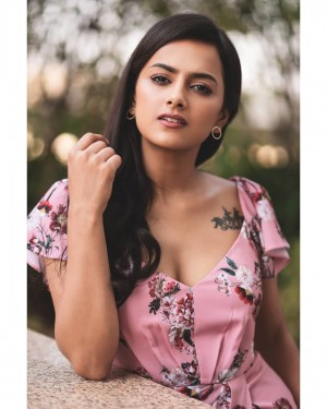 Shraddha Srinath (aka) Shradha Srinath