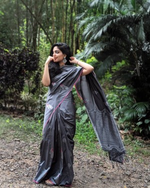 Ahaana Krishna (aka) ahaanna