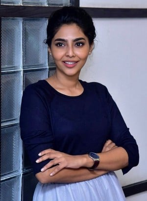 Aishwarya Lekshmi (aka) Aishwarya Lakshmi