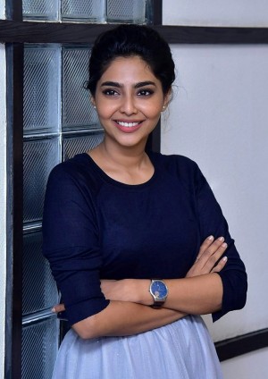 Aishwarya Lekshmi (aka) Aishwarya Lakshmi