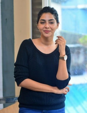 Aishwarya Lekshmi (aka) Aishwarya Lakshmi