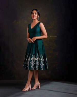 Anikha Surendran (aka) Anikhaa Surendran