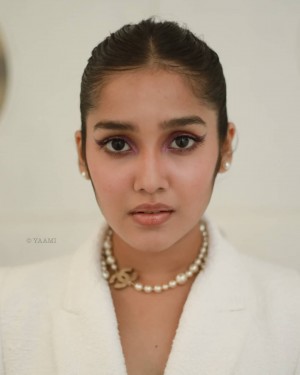 Anikha Surendran (aka) Anikhaa Surendran