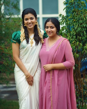 Anu Sithara (aka) Anu Sitharaa