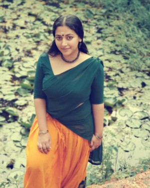 Anu Sithara (aka) Anu Sitharaa