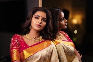 Anupama Parameswaran (aka) Anupama