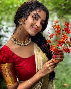 Anupama Parameswaran (aka) Anupama