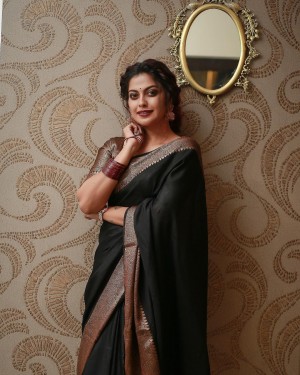 Anusree (aka) Anushree