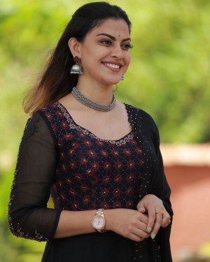 Anusree (aka) Anushree