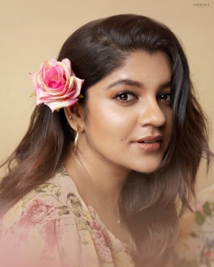 Aparna Balamurali (aka) Aparna