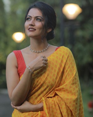 Aparna Das (aka) Aparna