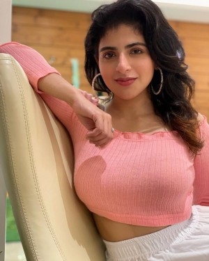 Iswarya Menon (aka) Iswaryaa Menon