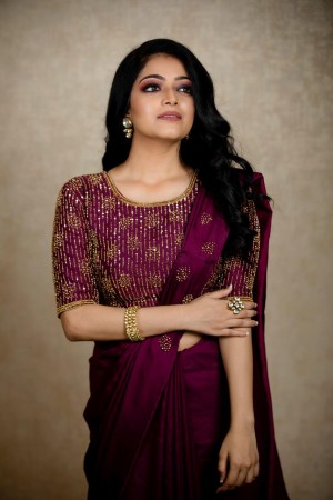 Janani Iyer (aka) Janani