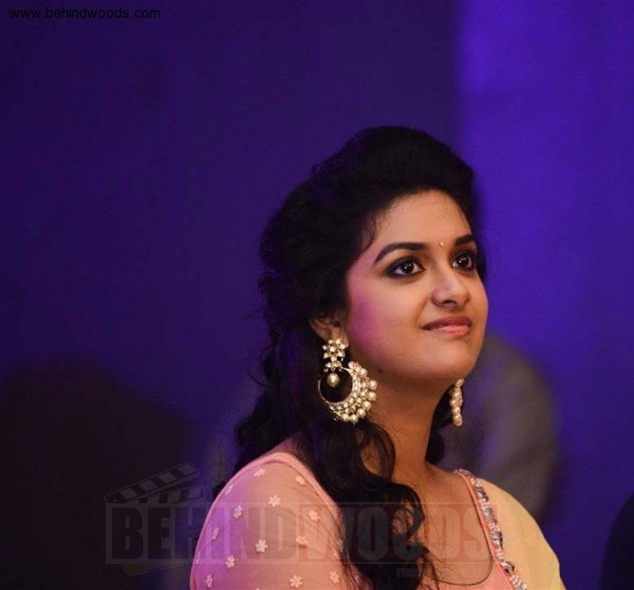 Keerthy Suresh (aka) Keerthi Suresh photos stills & images