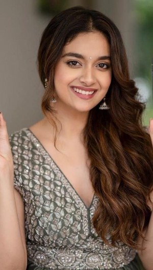 Keerthy Suresh (aka) Keerthi Suresh