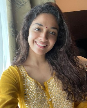 Keerthy Suresh (aka) Keerthi Suresh