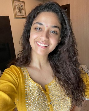 Keerthy Suresh (aka) Keerthi Suresh