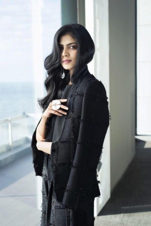 Malavika Mohanan (aka) MalavikaMohanan