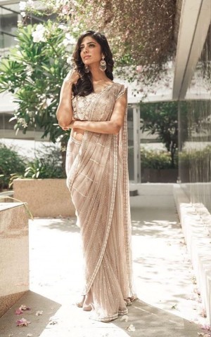 Malavika Mohanan (aka) MalavikaMohanan