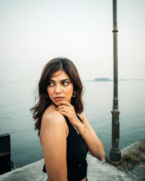 Malavika Mohanan (aka) MalavikaMohanan