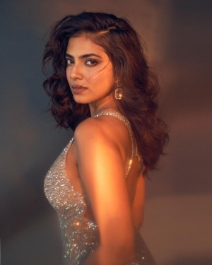 Malavika Mohanan (aka) MalavikaMohanan