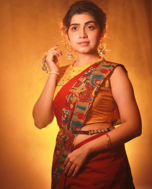 Manasa Radhakrishnan (aka) Manasaa